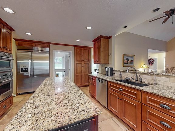 4th image of 120 Antietam Dr