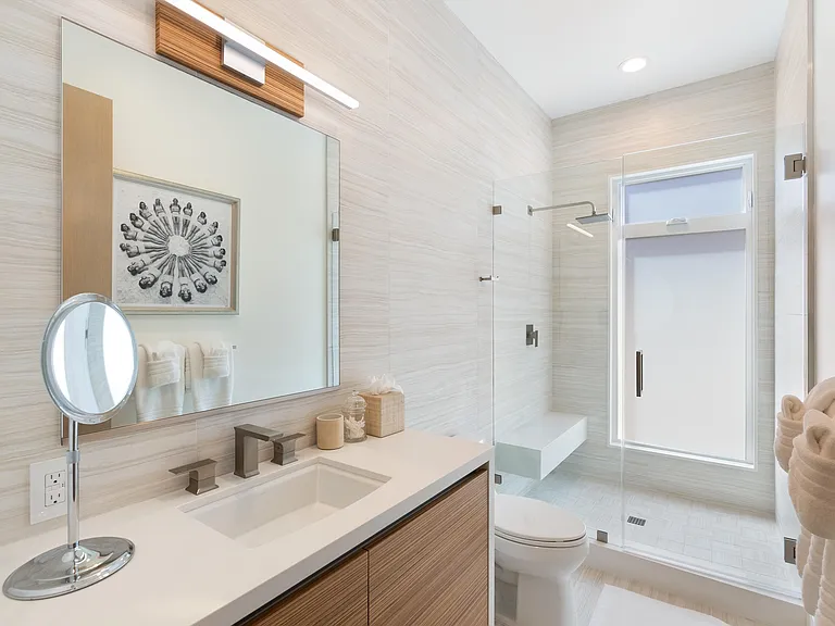 3306 Marcus Ave — Photo 27