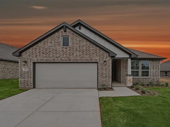 3006 Leopard Ln, Ennis, TX 75119