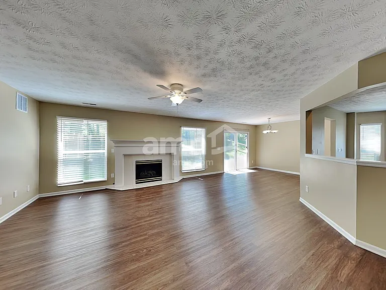 7304 Wethersfield Dr — Photo 5