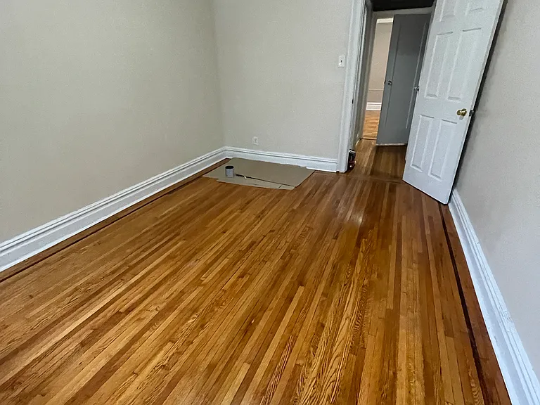 93-95 Fairview Ave #5D — Photo 4