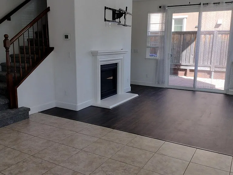 917 Willow Bridge Dr — Photo 6