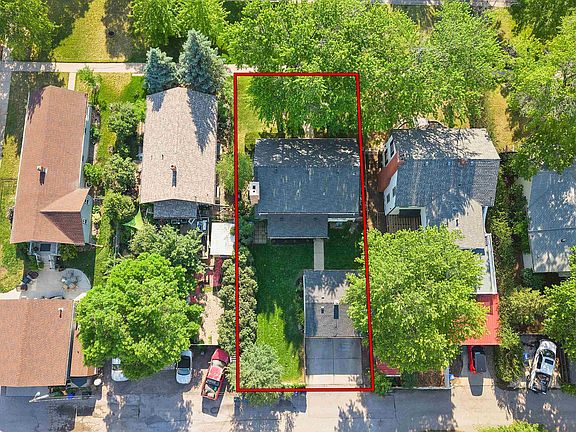 2nd image of 1514 West Blvd