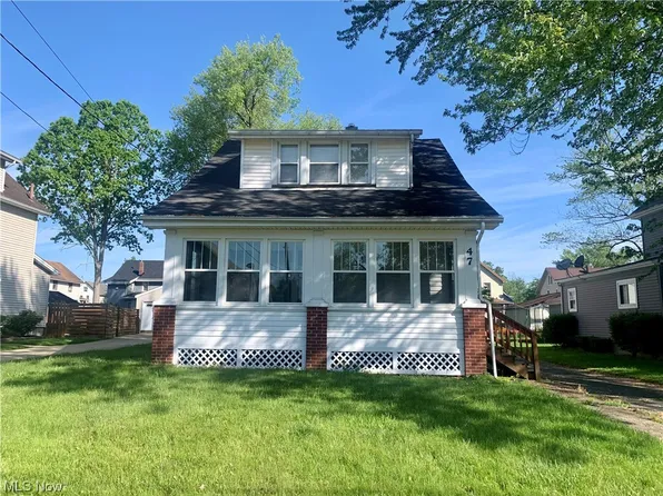 47 Helen Ave, Niles, OH 44446