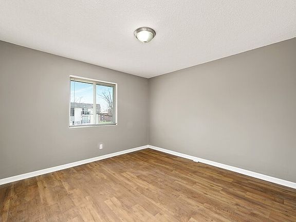 2nd image of 116 W 38th St APT 6
