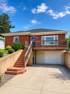 2030 Ogilby Rd, Dubuque, IA, 52001