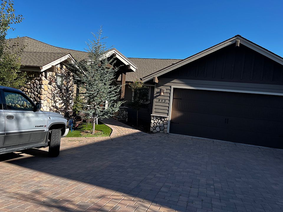 1st image of 865 Devereaux Dr