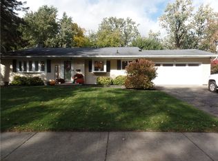 40 Dierdre Dr, Rochester, NY 14617