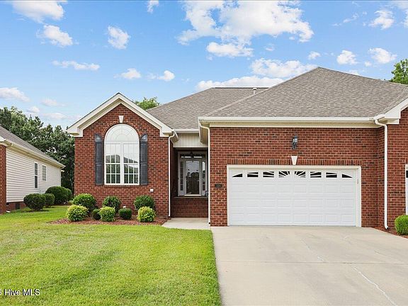 2nd image of 104 Commonsgate Drive