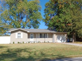 515 Spring St, Mountain Home, AR 72653