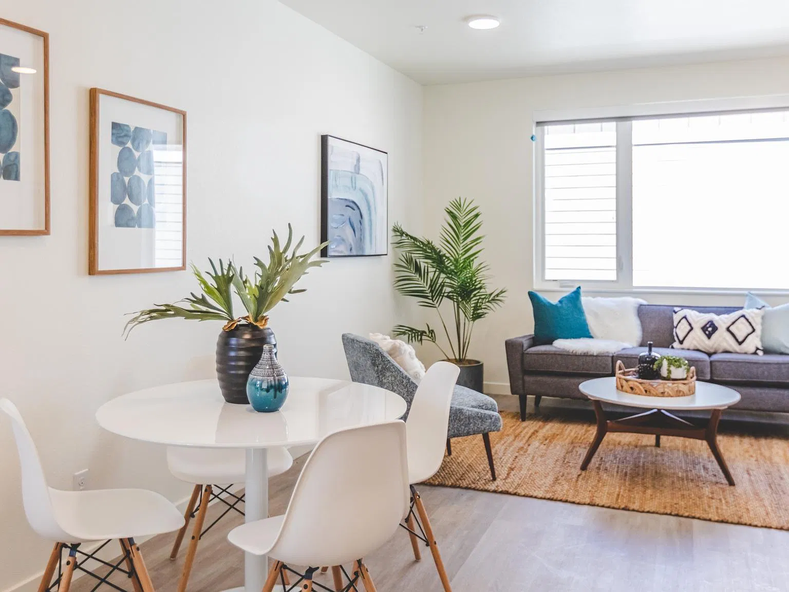 3 bed, 1280 sqft, $2,850 — Photo 3
