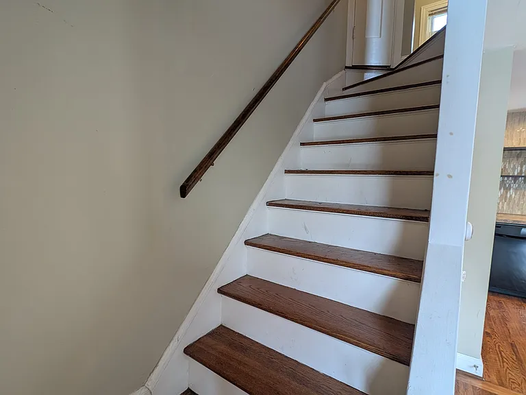 104 1/2 York St #6 — Photo 6