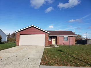 4525 Strathdon Dr, Fort Wayne, IN 46816