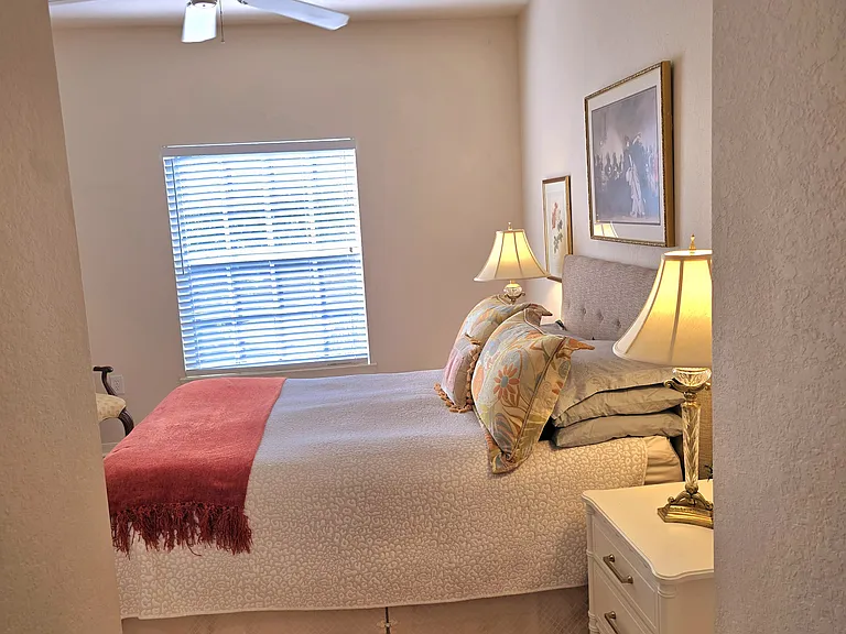 5152 Northridge Rd #205 — Photo 33