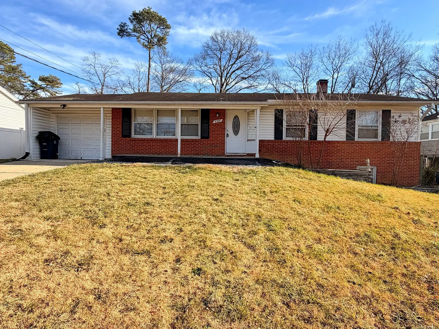 6 bed, 2.5 bath, 1340 sqft, $3,500 — Photo 1