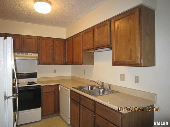 5th image of 1143 48th Ave
