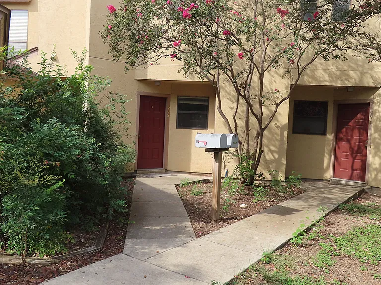 502 Green Meadow Blvd #0 — Photo 1