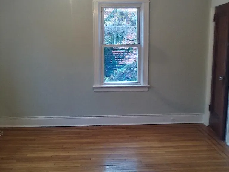 27 Courter Ave #1 — Photo 9