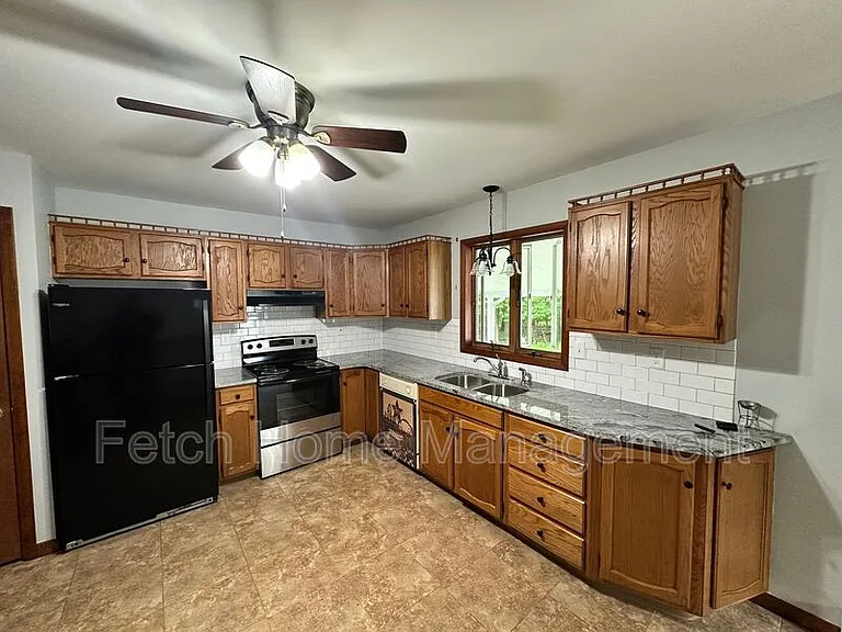 9 Hardy Ln — Photo 15
