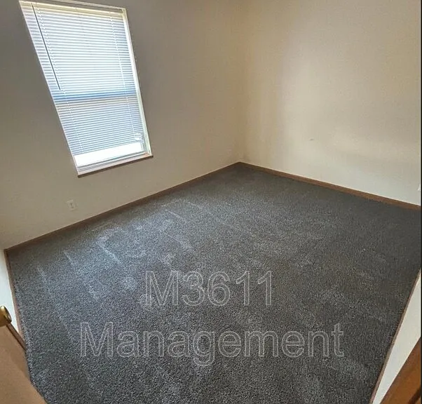 1736 N 24th St — Photo 5