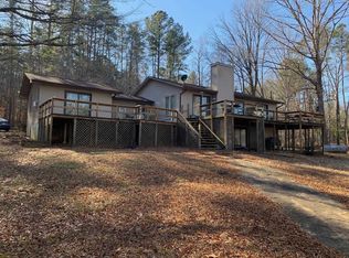 79 Sunrise Harbor Rd, Leasburg, NC 27291