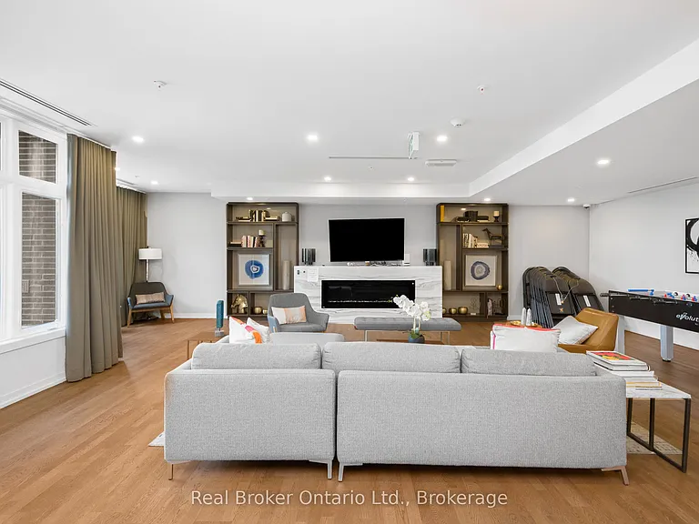 457 Plains Rd E #302 — Photo 29