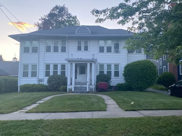 126 Caseland St, Springfield, MA 01107