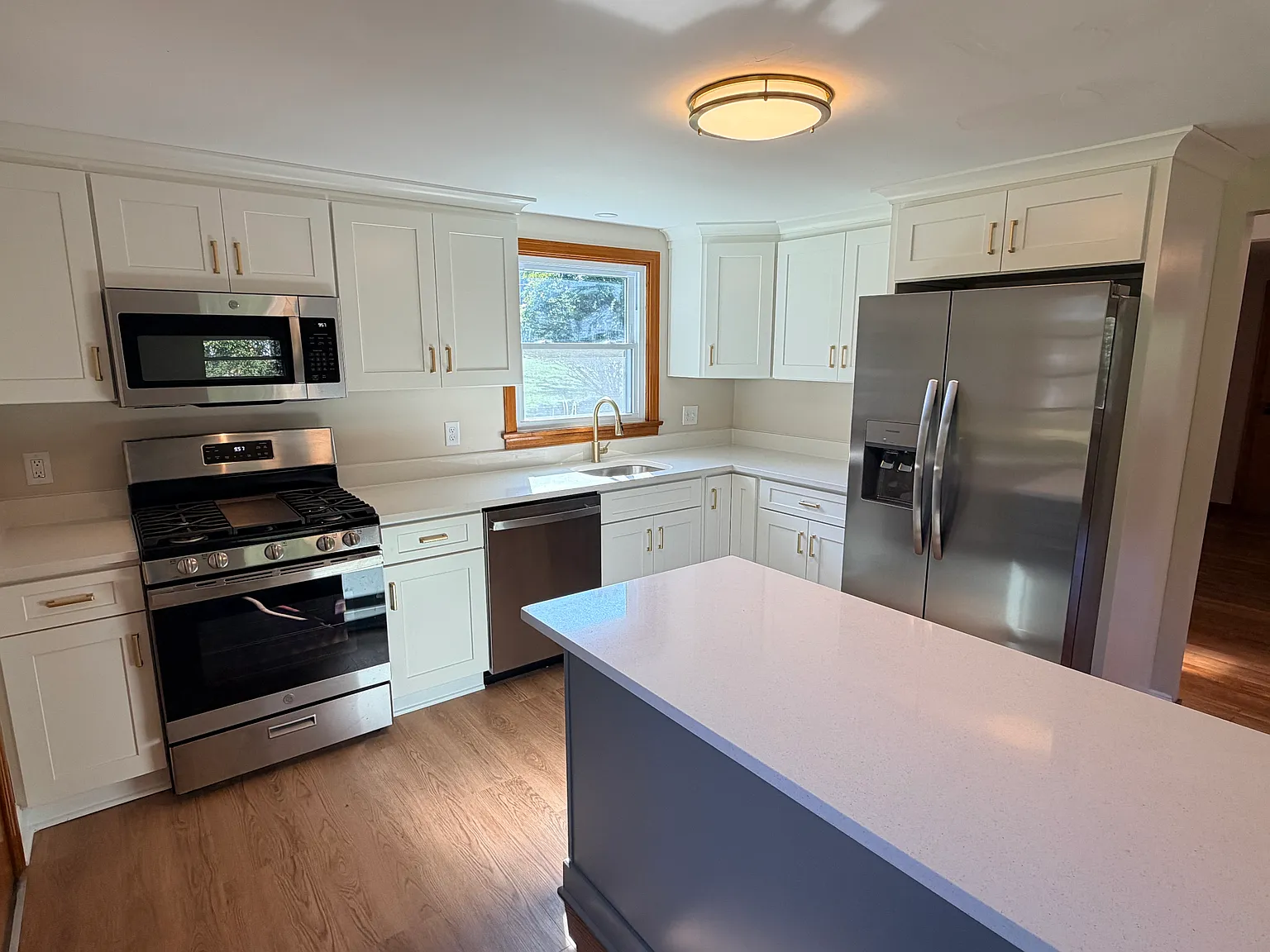 3 bed, $2,600 — Photo 3