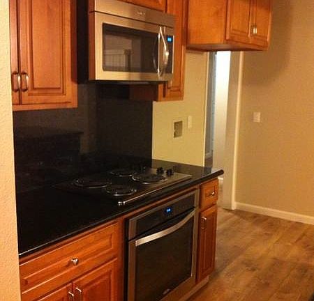 2nd image of 3086 San Juan Ave