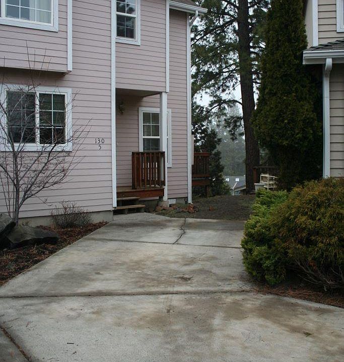 1st image of 130 SW Westpine Pl APT 5