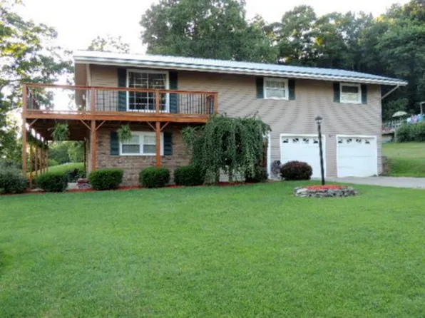 57 Hartford Dr, Lucasville, OH 45648