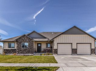 1249 N Robins Ave, Idaho Falls, ID 83401
