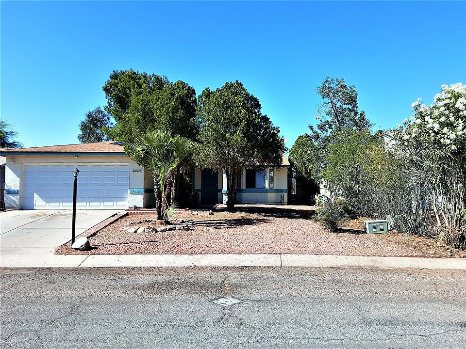 1st image of 2640 W Fieldbrook Dr