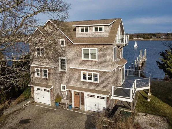 162 Winchester Dr, South Kingstown, RI 02879