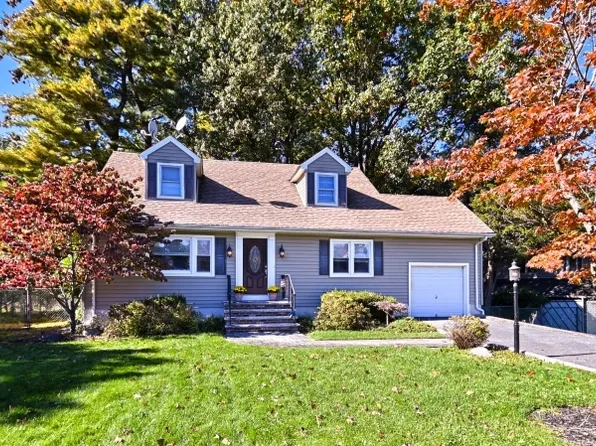 11 Brookhill Pl, Little Falls Twp., NJ 07424