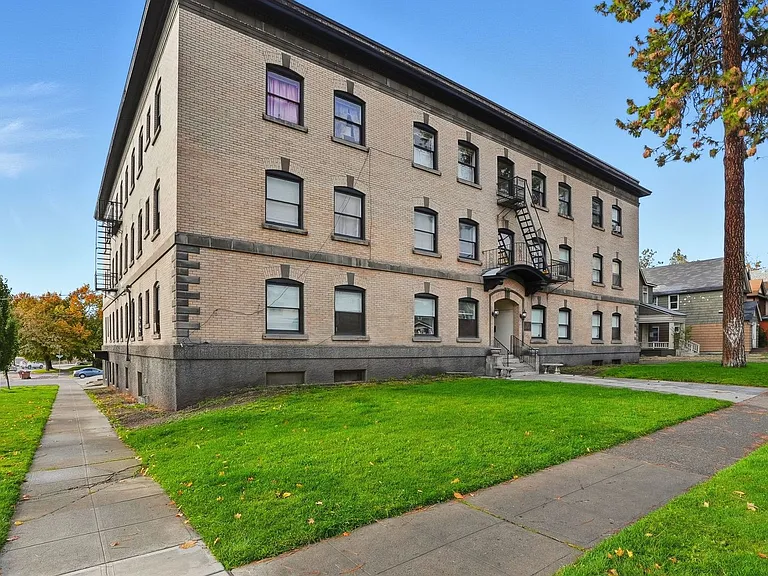 1905 W 2nd Ave — Photo 16