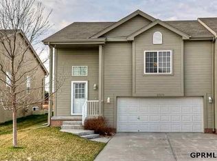 17175 Manderson St, Omaha, NE 68116