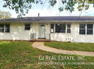 8883 Boyce Pl, Saint Louis, MO 63136