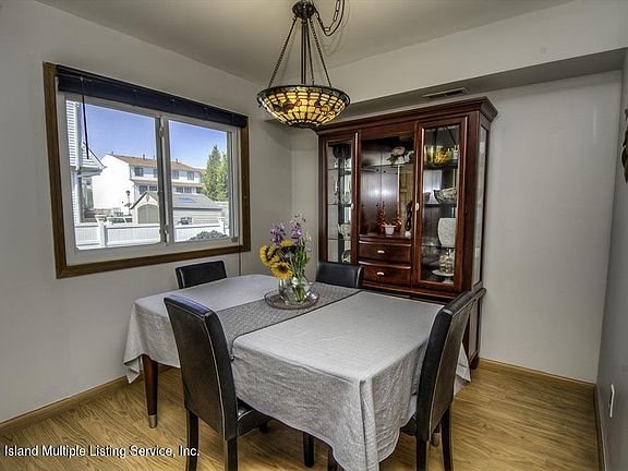 4th image of 66A Country Dr N #66A