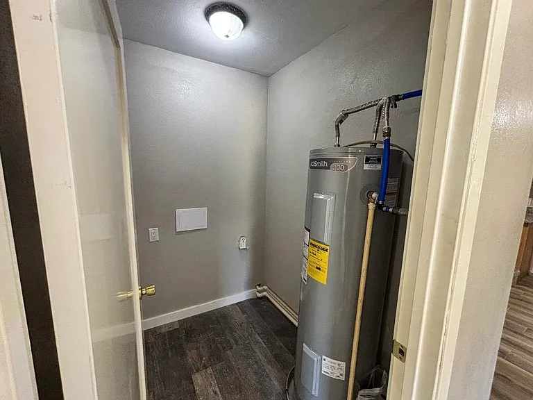 205 Cambridge Ln — Photo 16