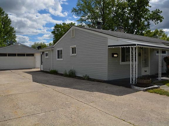 5th image of 1698 Dorothy St