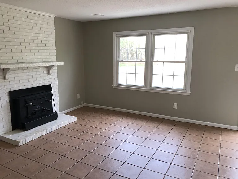 9413 Split Rail Ln — Photo 6
