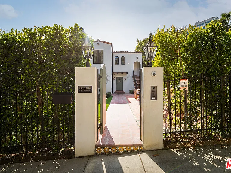1007 Carol Dr — Photo 41
