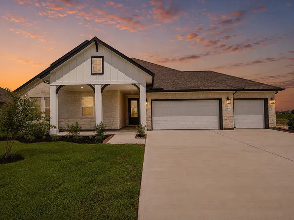 12822 Old Fashion Cir, Mont Belvieu, TX 77535