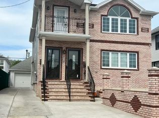 241-21 Memphis Ave #2, Rosedale, NY 11422