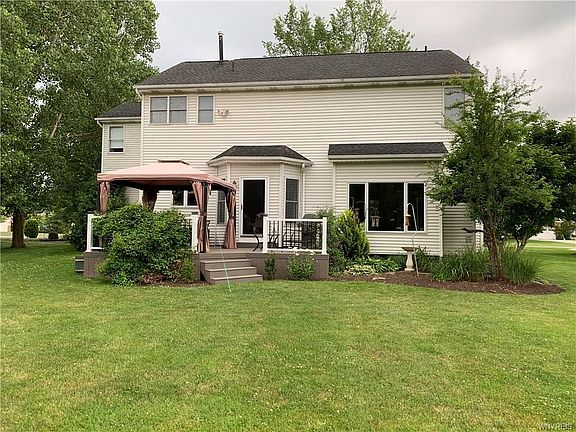 3rd image of 7170 Pendale Cir