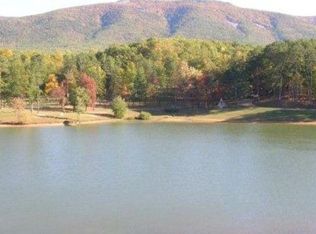 365 Deer Trl, Greenville, VA 24440