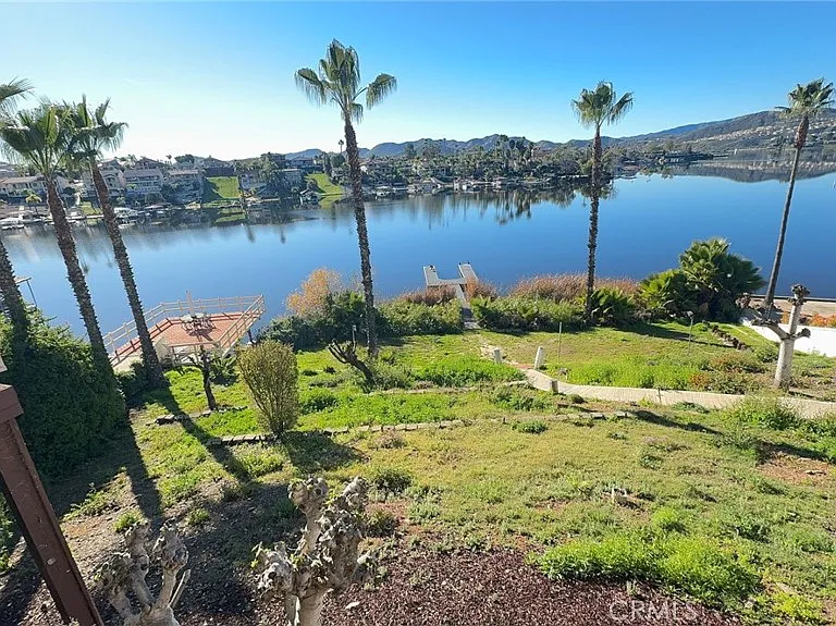 22244 San Joaquin Dr W — Photo 2