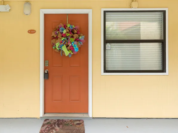 209 W Miracle Strip Pkwy APT A101, Mary Esther, FL 32569