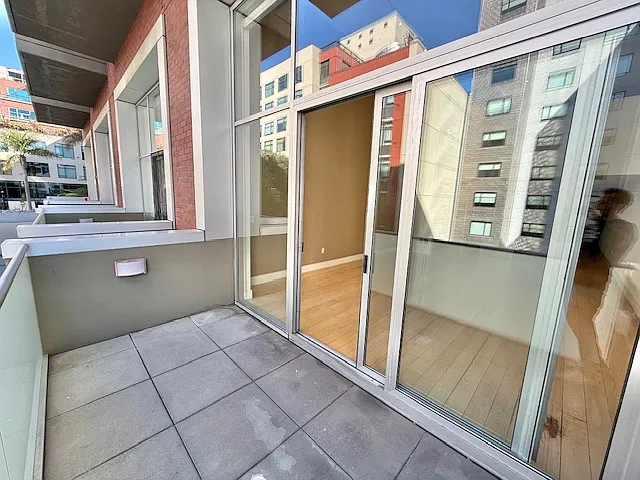 1 bed, 1113 sqft, $6,000 — Photo 2